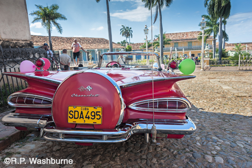 Fine photographic print of Cuba by R.P. Washburne, at Sun to Moon Gallery, Dallas, TX